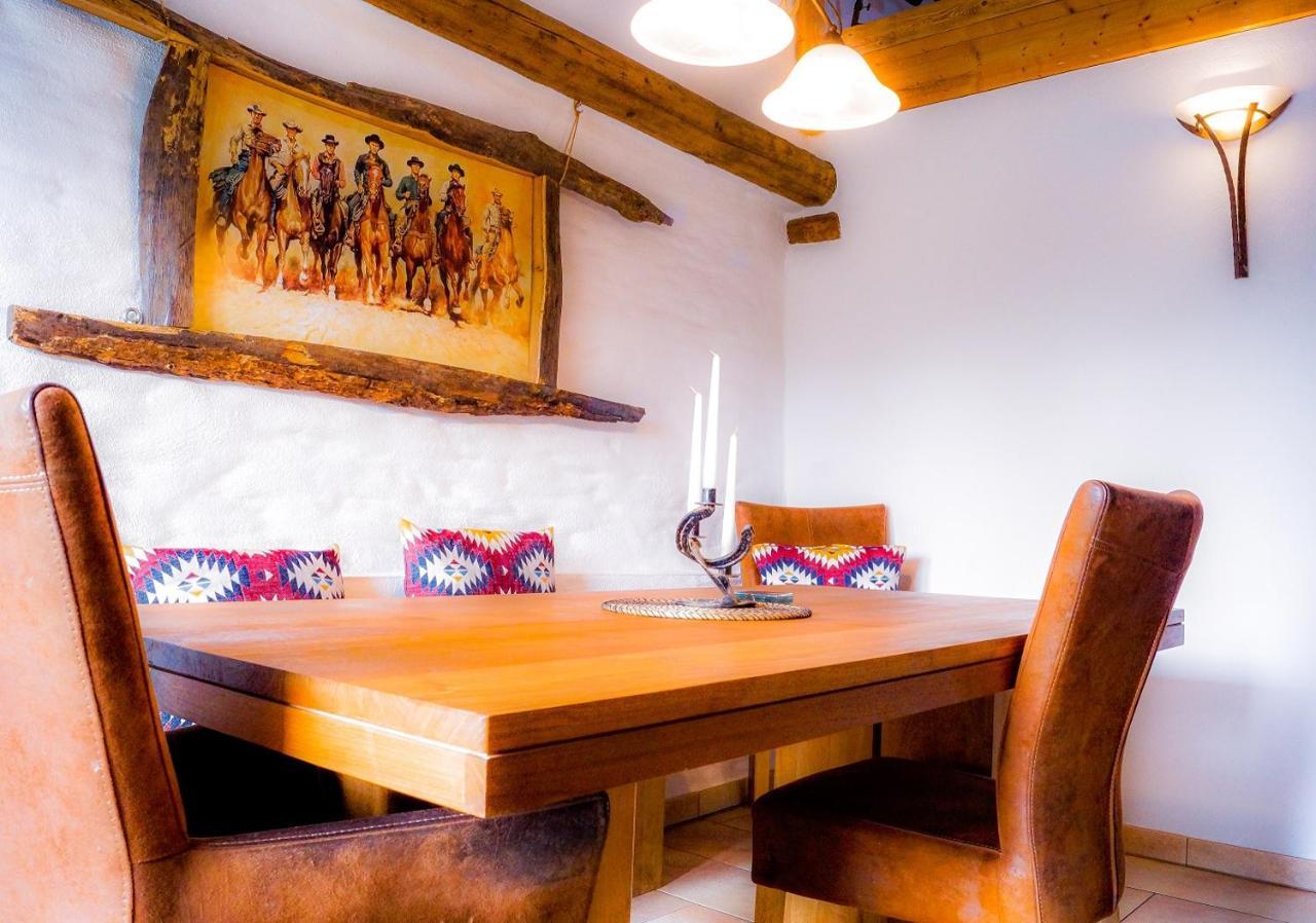 Besondere Ferienwohnung Spirit Auf Idyllischem Reiterhof Nahe Burg Eltz Münstermaifeld エクステリア 写真
