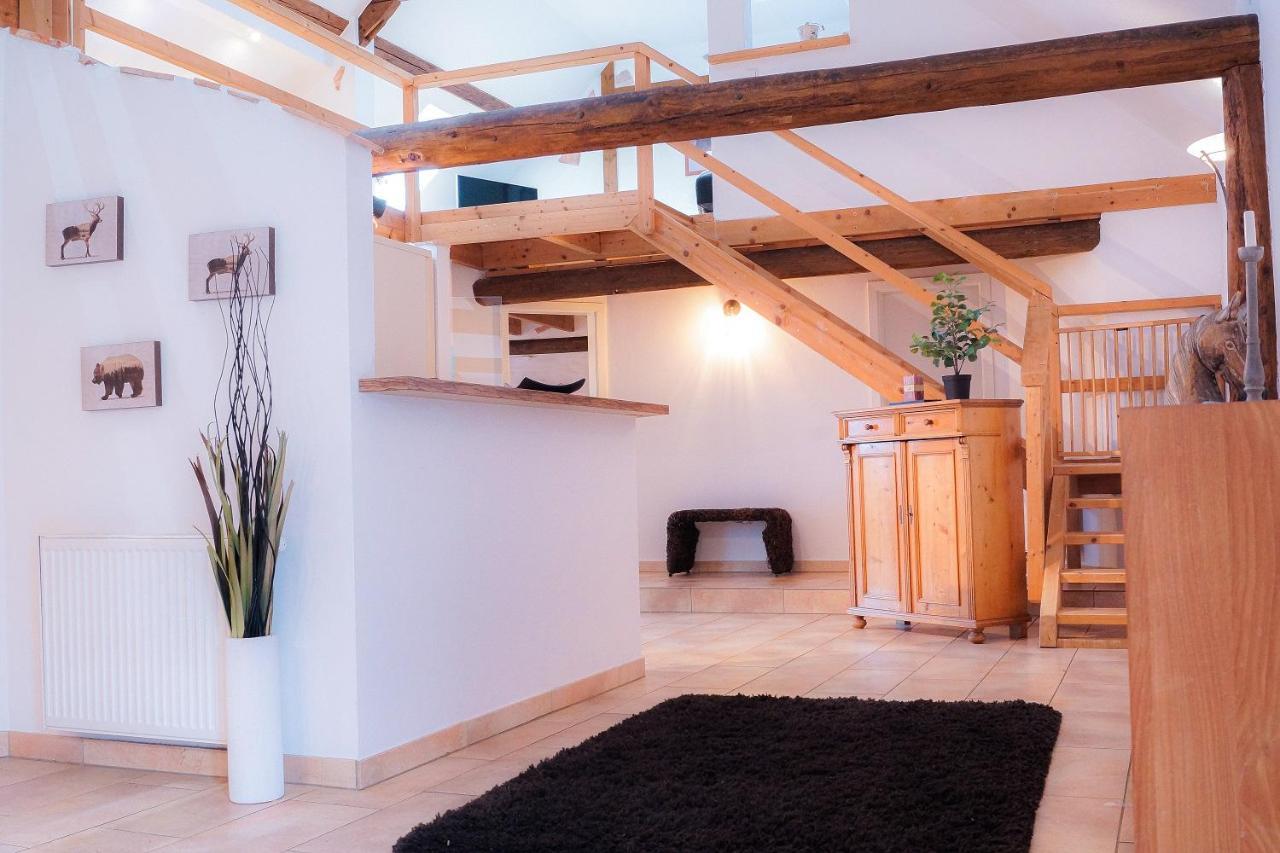 Besondere Ferienwohnung Spirit Auf Idyllischem Reiterhof Nahe Burg Eltz Münstermaifeld エクステリア 写真